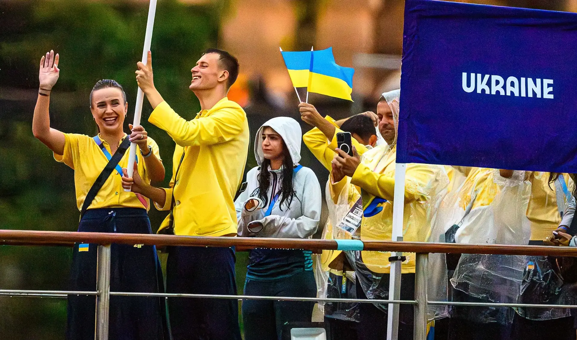 Транспортний колапс, злива і тріумф Зідана: яким було відкриття Олімпіади з місця подій