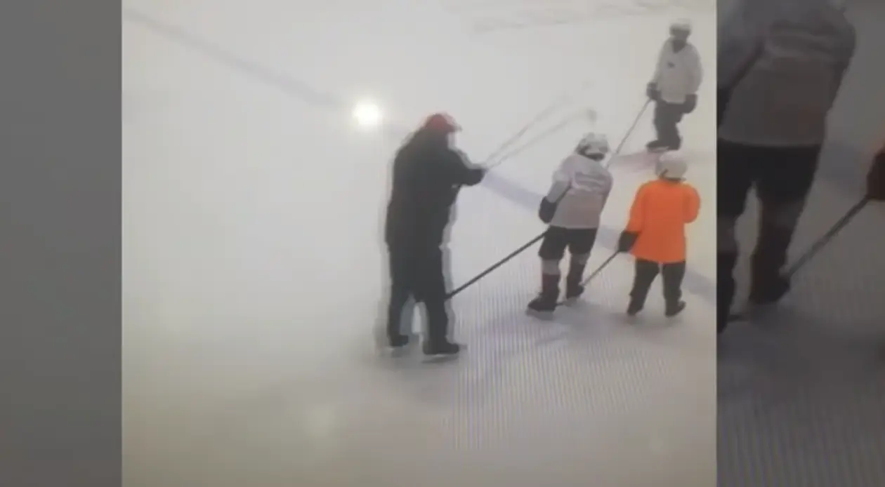 Российский хоккейный тренер побил 10-летнего мальчика
