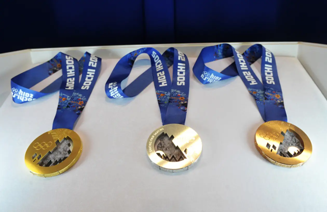 Как менялся дизайн медалей зимних Олимпиад
