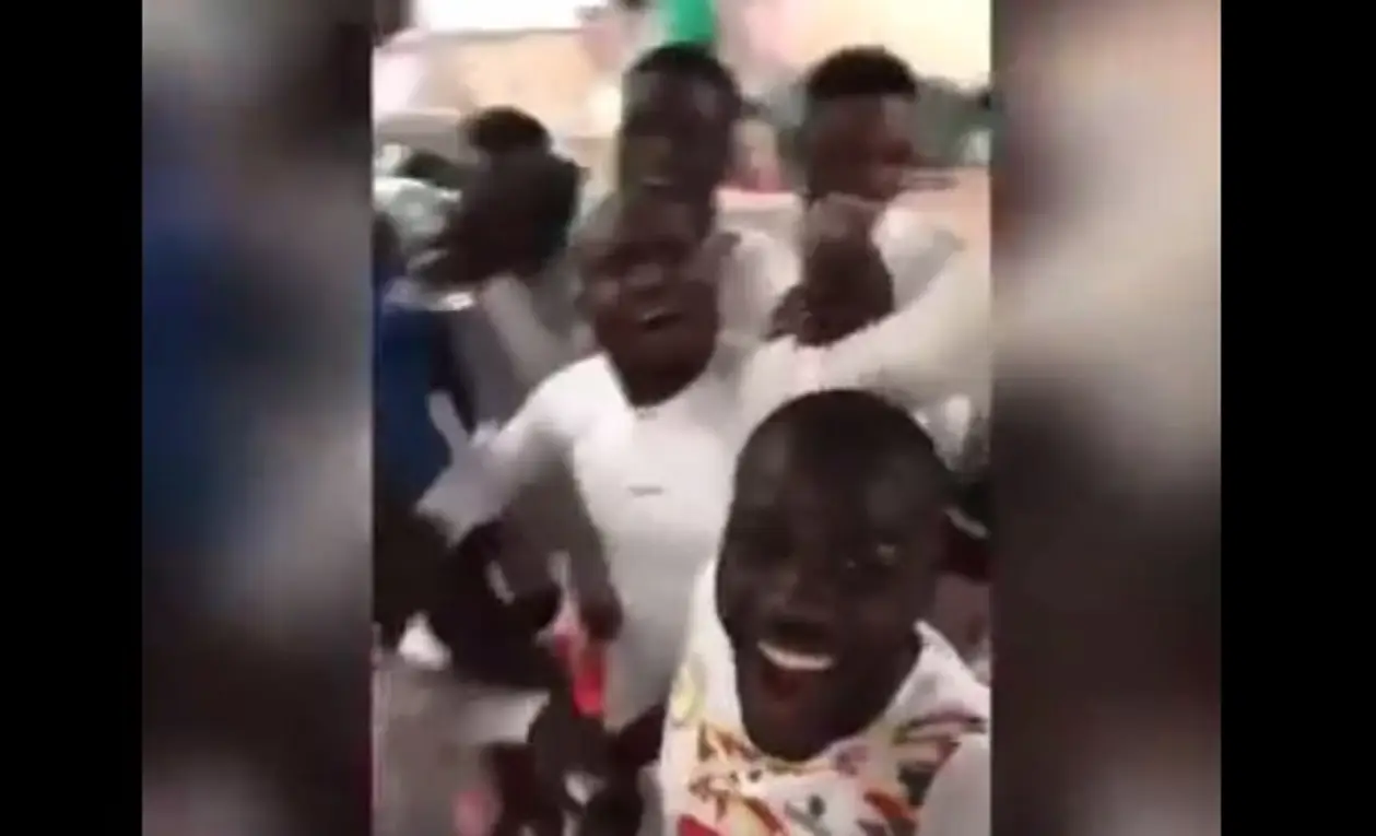 Сборная Сенегала празднует выход на чемпионат мира
