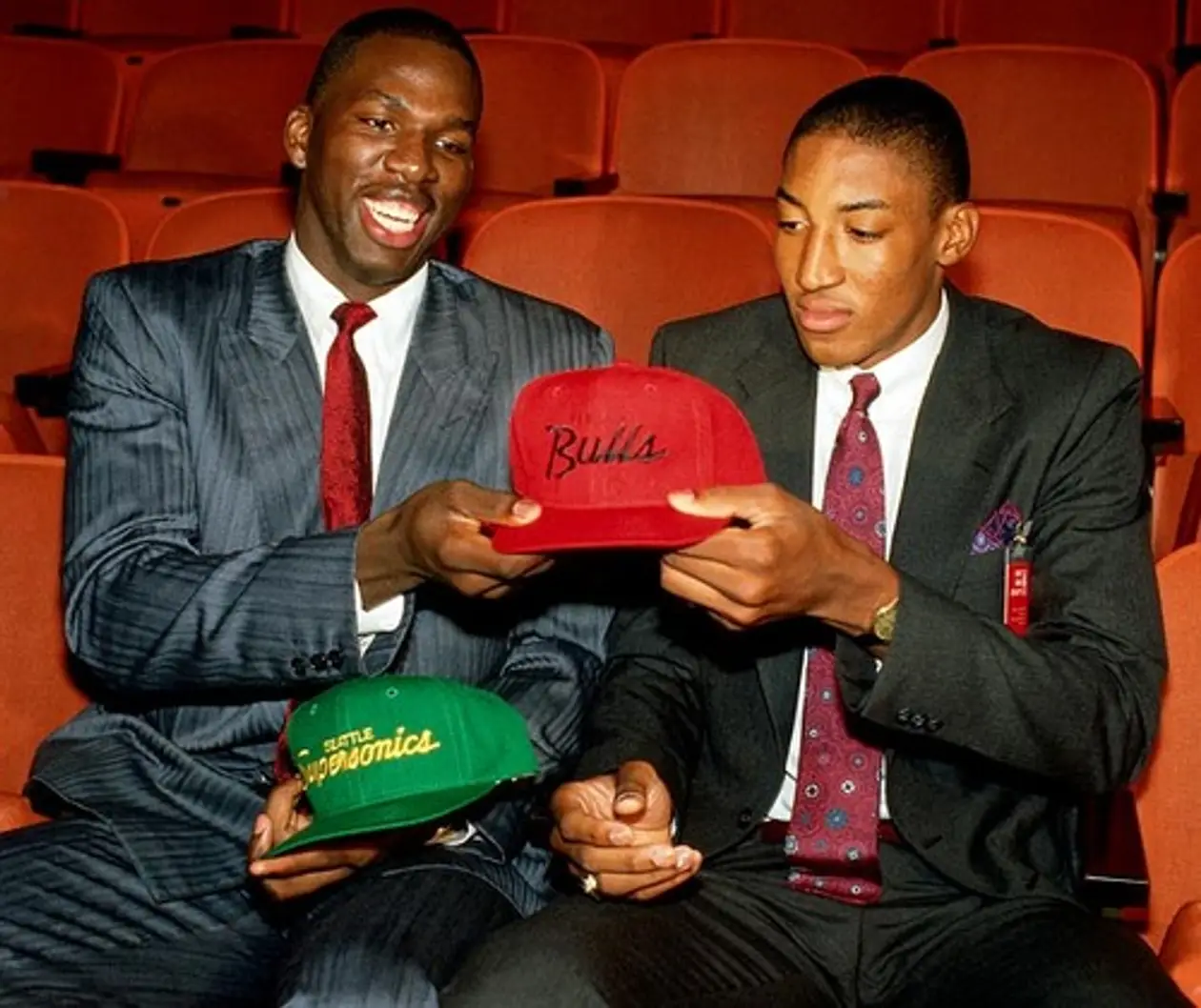 Драфт НБА и чужие кепки