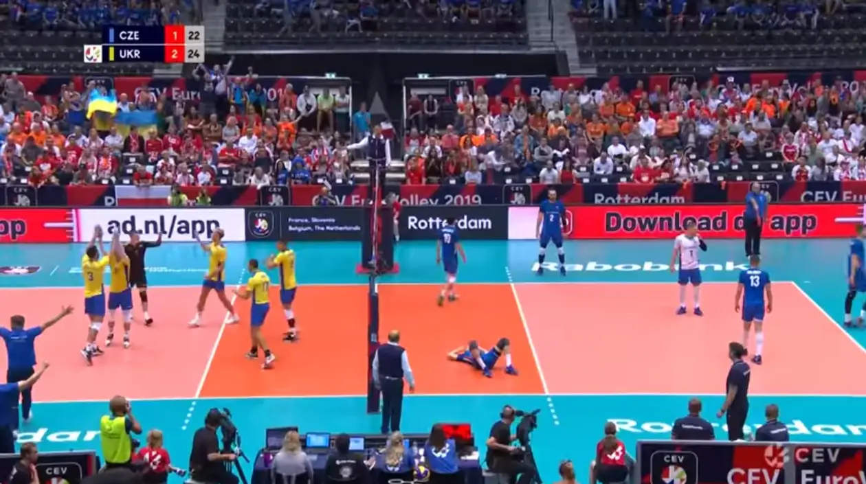 Победный эйс и радость сборной Украины по волейболу: бесценные моменты