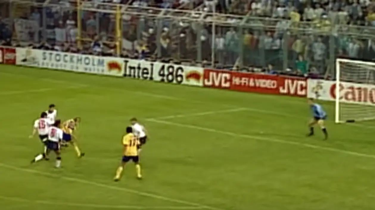 💥 Феерический гол Бролина, который вывел шведов в полуфинал Евро-1992