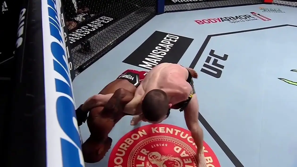 😱 Жуткий перелом руки Бондаря в дебютном поединке на UFC. Видео не для слабонервных