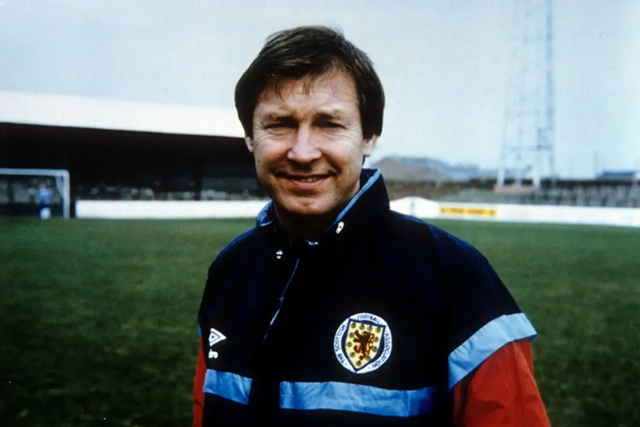 В 1985-м у шотландцев во время матча умер тренер. На ЧМ их повез Фергюсон