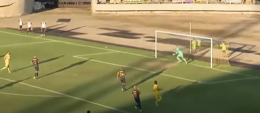 Игрок «Прикарпатья» забил крутой гол исполнив удар-парашют