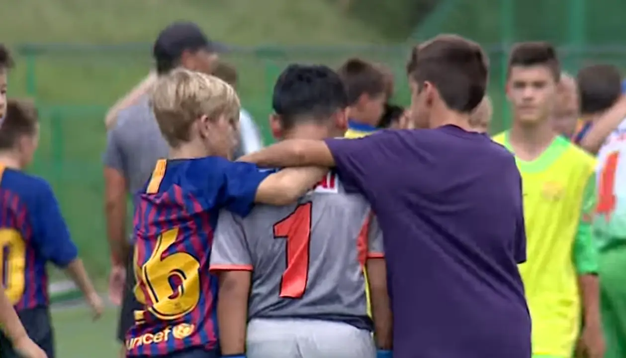 Благородный поступок игроков «Барселоны» U-14 после победы на турнире в Японии