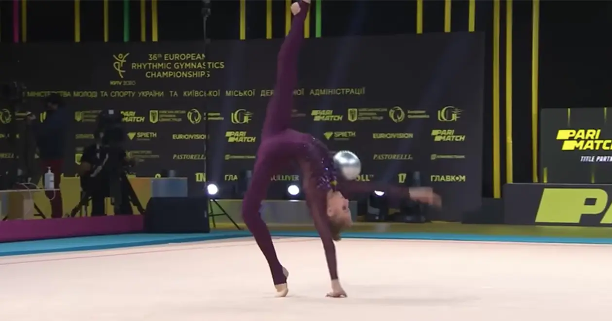 Золотое выступление украинской гимнастки в упражнении с мячом