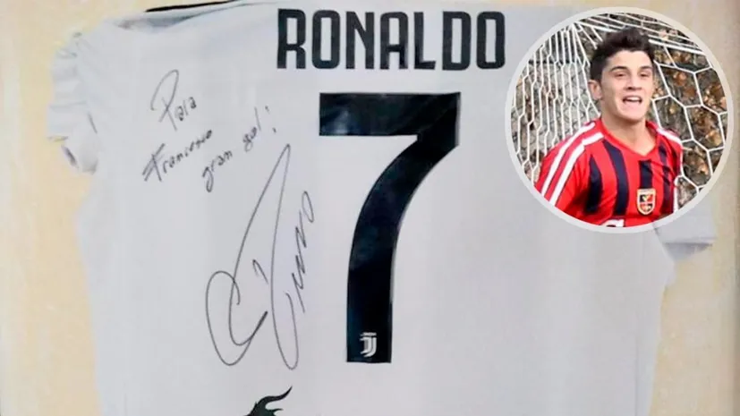19-летний итальянский футболист повторил гол Криша в ворота «Юве». Роналду подарил ему футболку с автографом