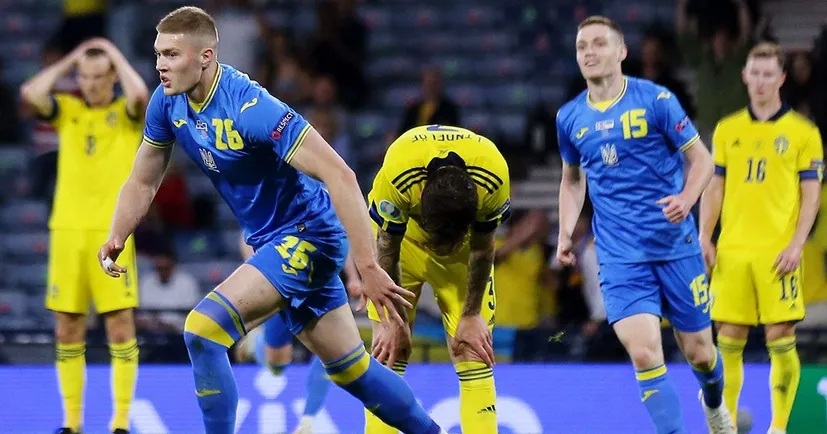 Рік перемозі збірної України над Швецією на Євро-2020. Опишіть ваші емоції після голу Довбика одним словом