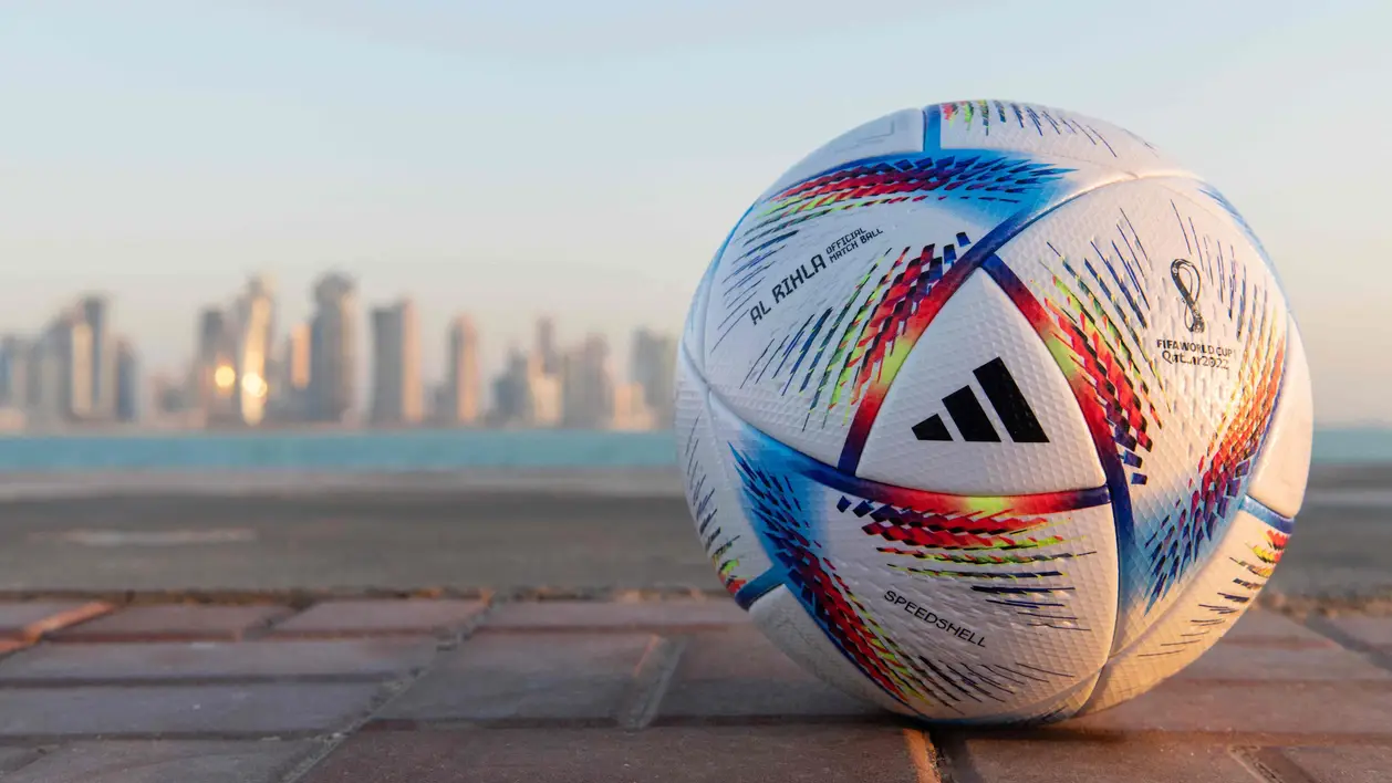 М'яч Чемпіонату Світу 2022 у Катарі