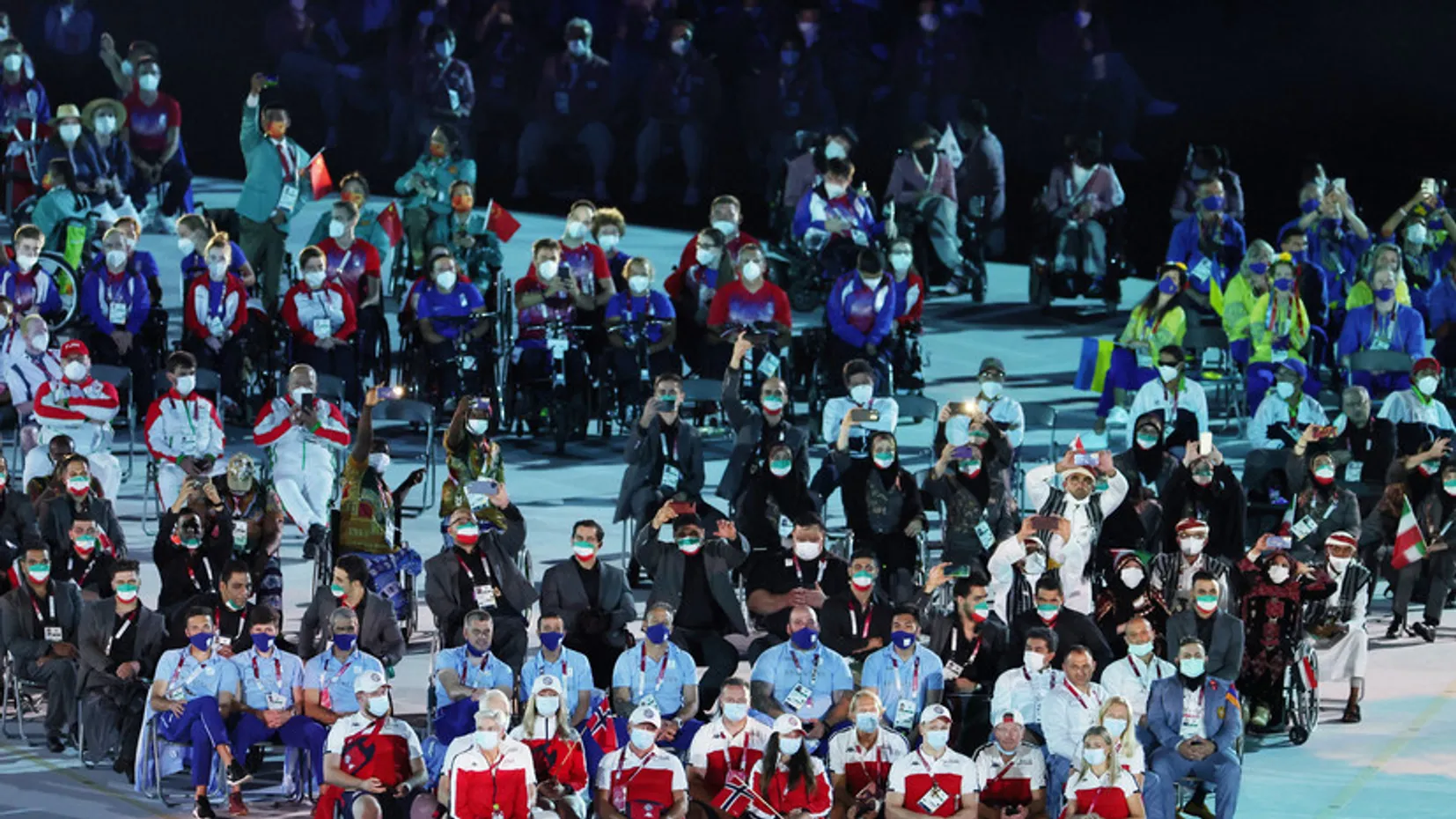 Губерниев выдумал, что украинским паралимпийцам запретили стоять рядом с россиянами. Это назвали бредом даже в России
