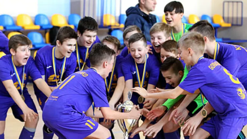 Харьковский клуб собирает детей, от которых отказались другие. Теперь они сильнее всех в городе