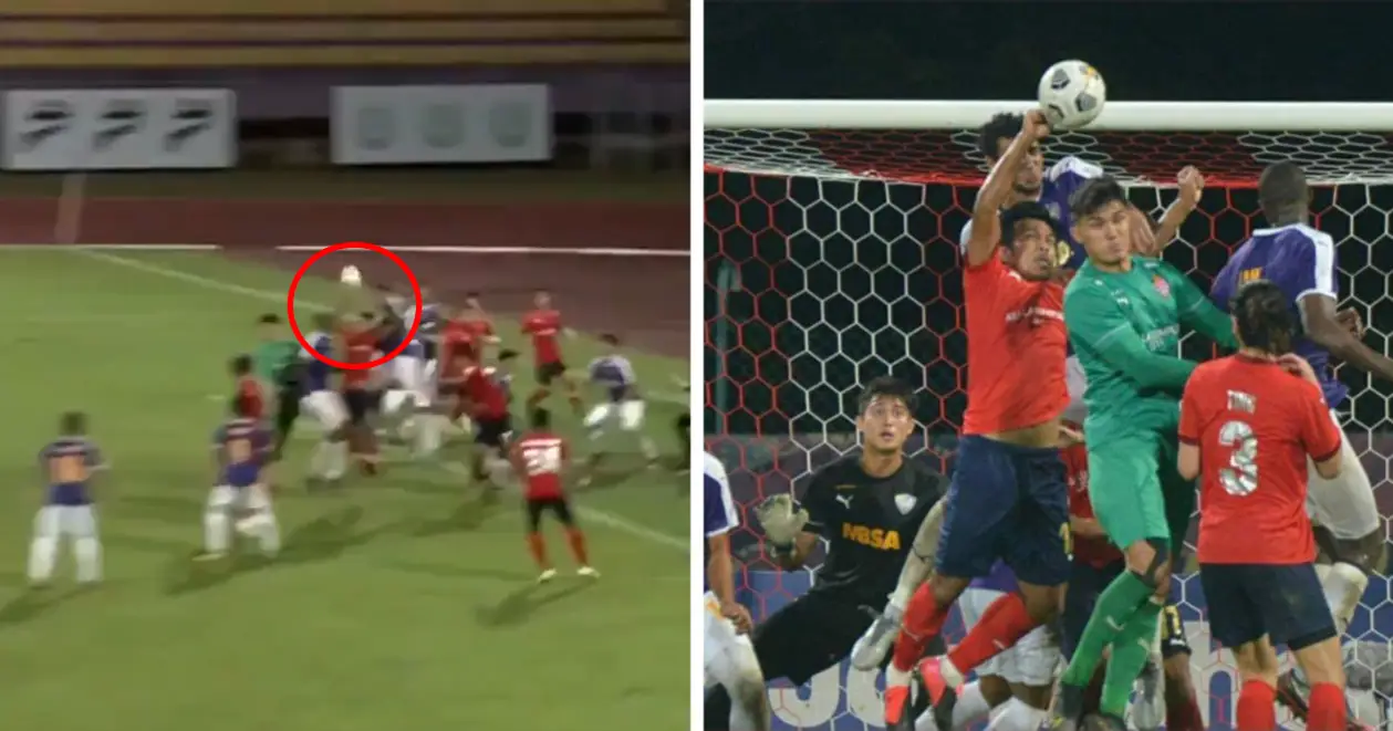 В Малайзии игрок сравнял счет рукой на последних секундах. Судья засчитал