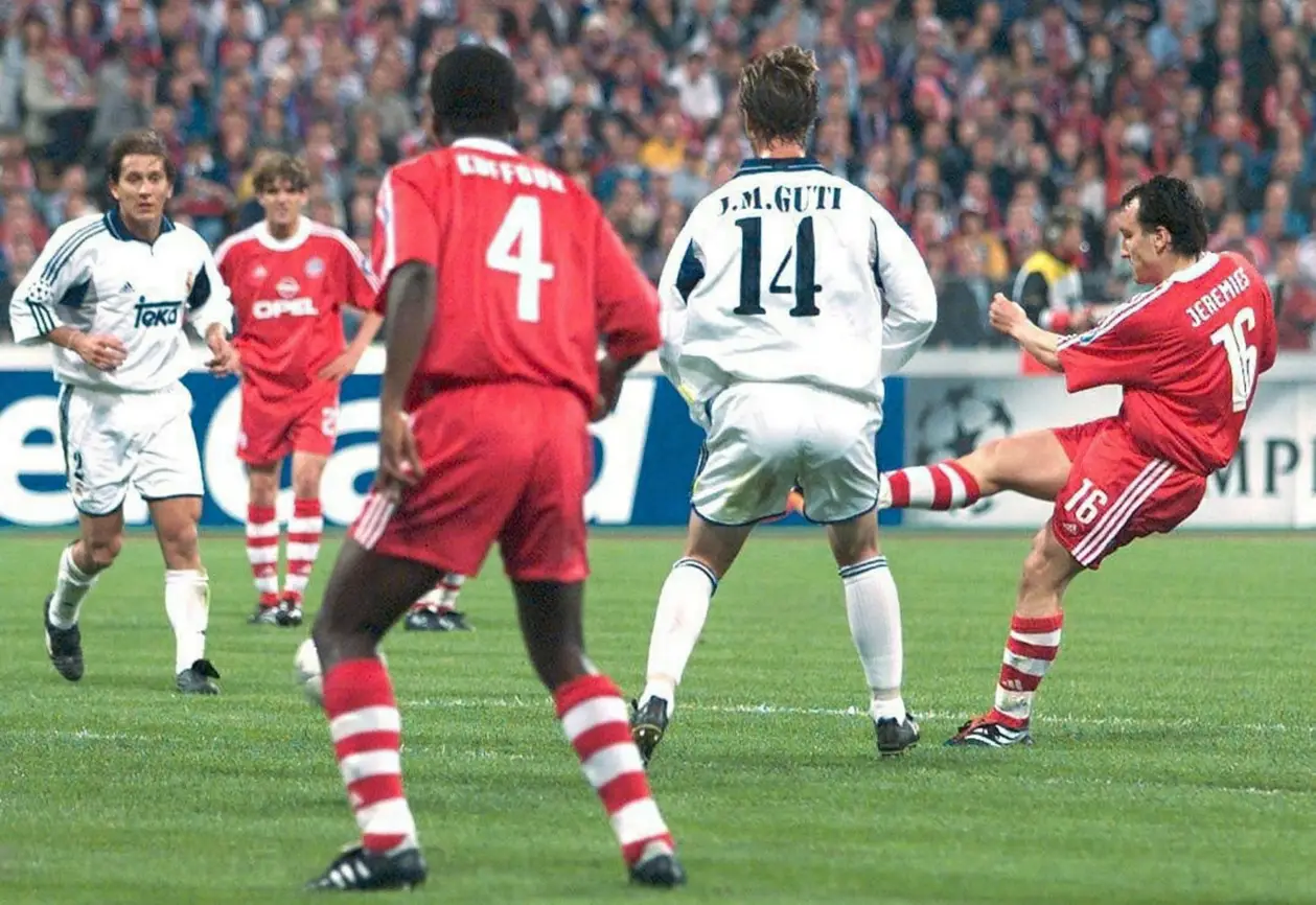 Його гол «Реалу» вивів «Баварію» у фінал ЛЧ-2000/01 – і той же матч зламав йому кар'єру. Історія Єнса Йєреміса