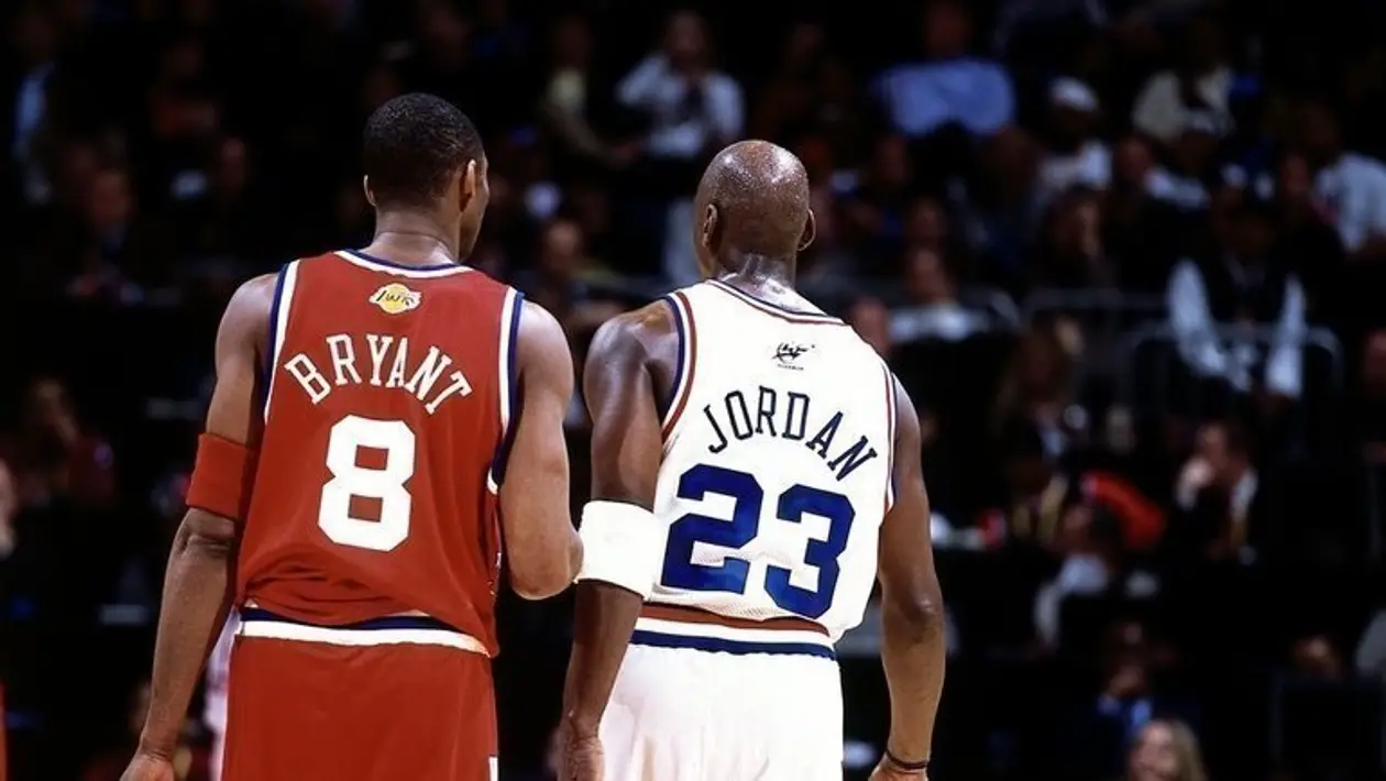 «Вся арена знала, что ты не отдашь пас». Джордан притравил Кобе в их последней дуэли в НБА 😂
