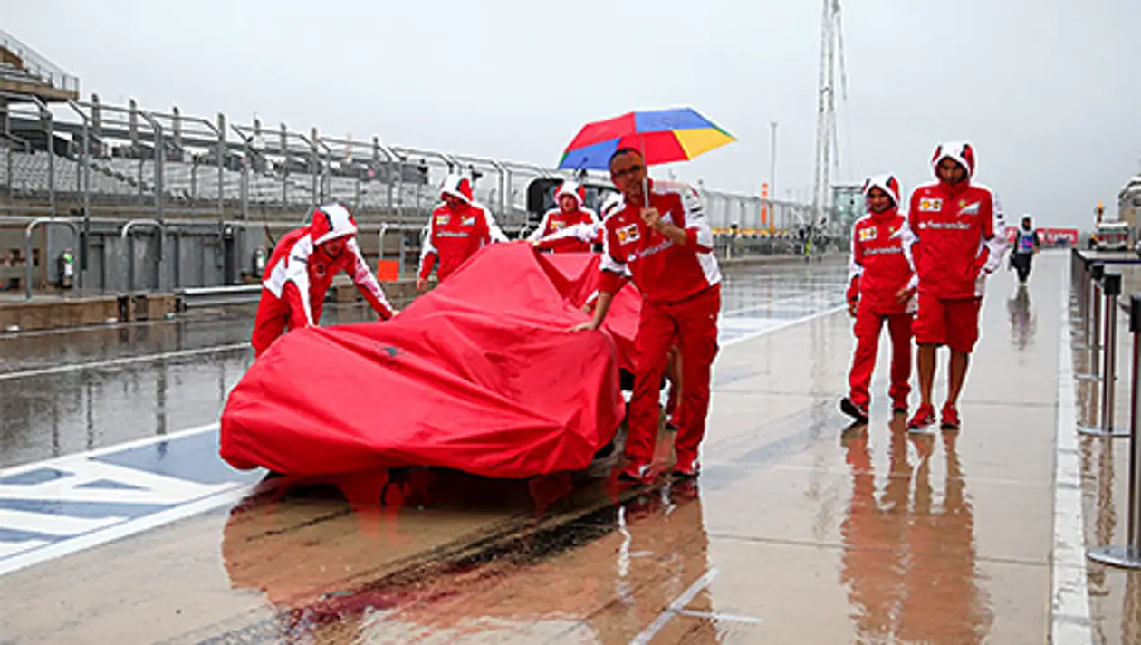 10 последних случаев вмешательства дождя в проведение Гран-при «Формулы-1»