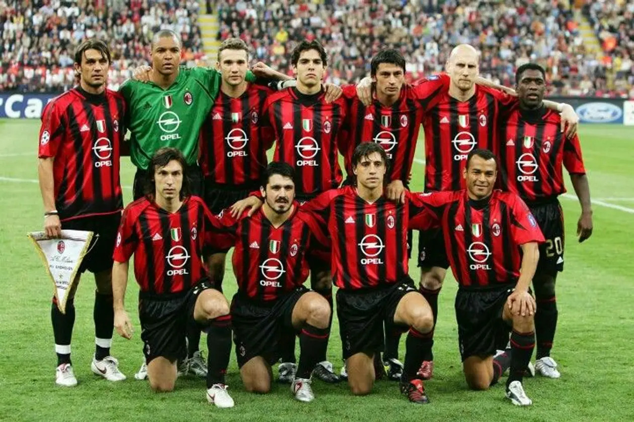 ⚫️🔴 Состав «Милана» в сезоне 2004/05 – искусство. На каждой позиции легенда