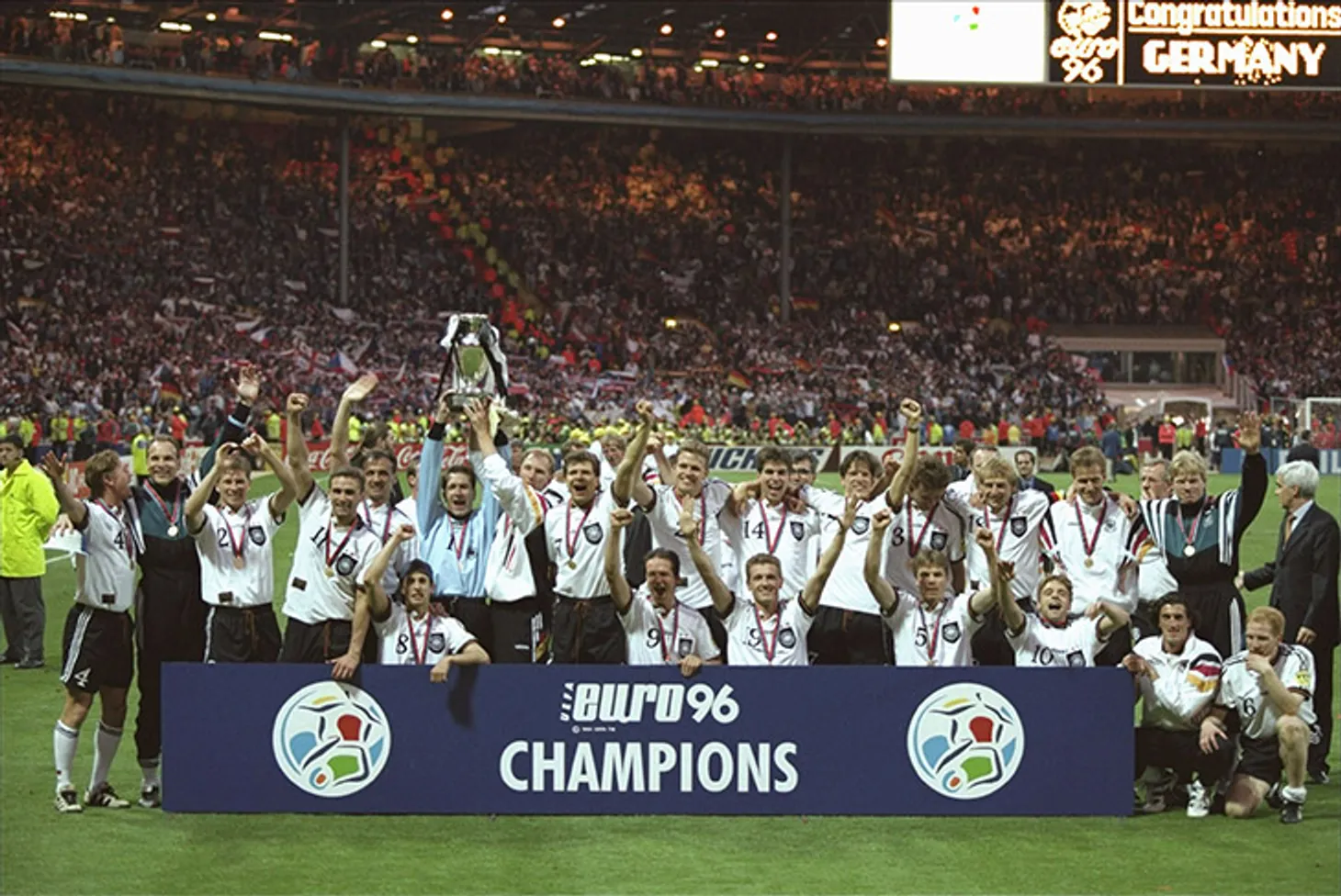 Сборная Германии, выигравшая Евро-1996: где они сейчас