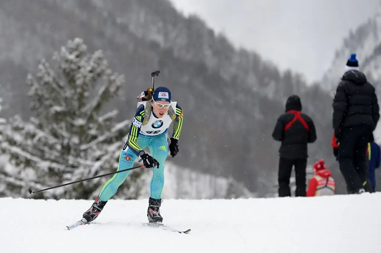 «Меня учили кататься на лыжах, когда сверстники только начинали ходить». Как Меркушина стала лидером сборной
