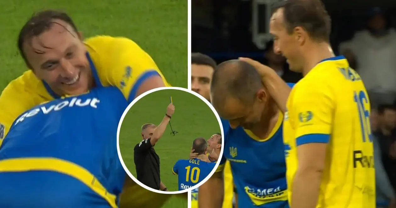 🇺🇦 Вперше в історії футболу суддя показав особливу картку – синьо-жовту