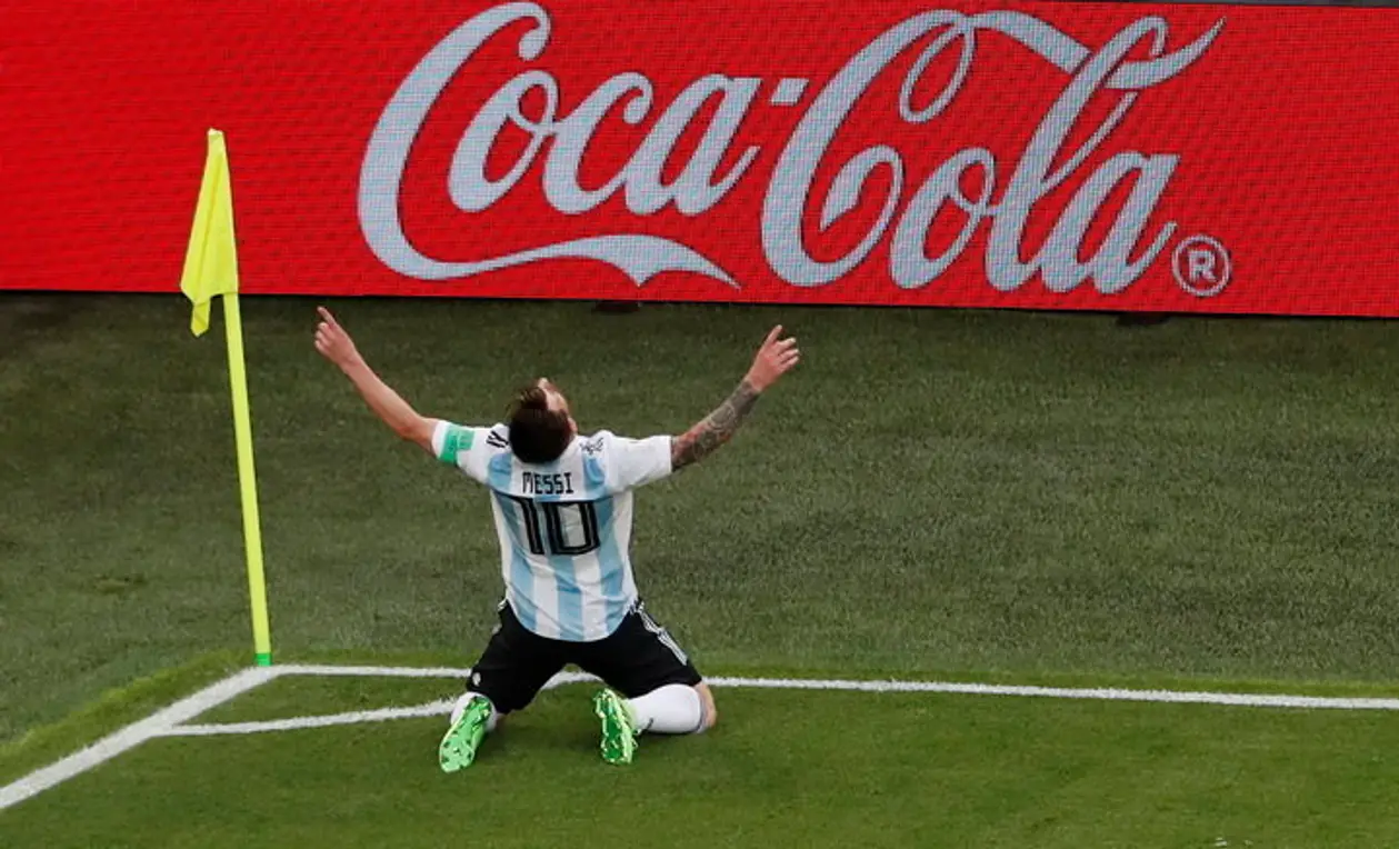 Аргентина в концовке вырвала путевку в плей-офф!