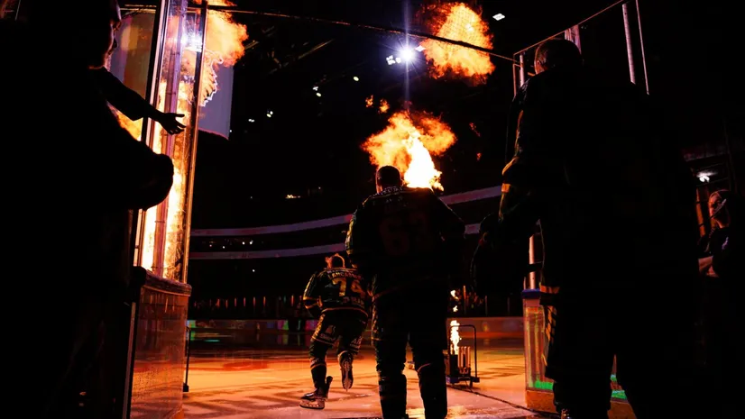"Ильвес" дома побеждает "Ставангер" и сохраняет шансы на выход в плей-офф  Хоккейной Лиги Чемпионов