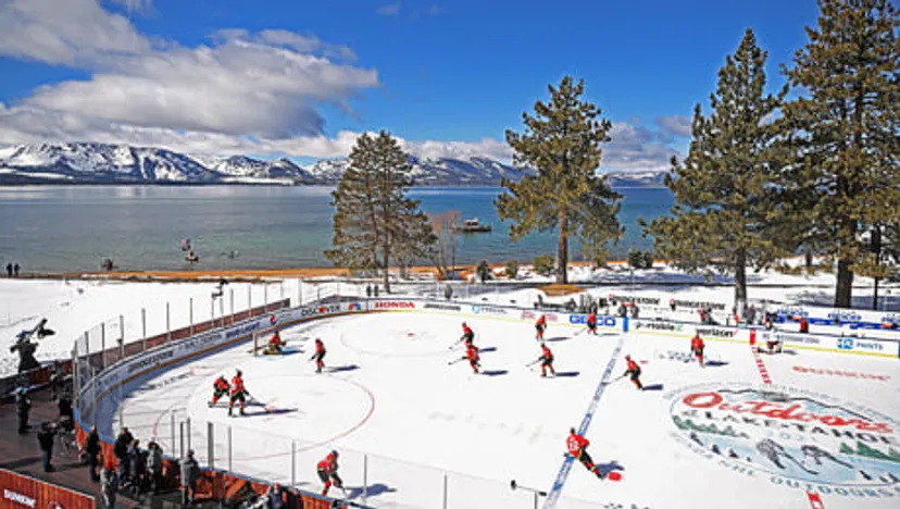 НХЛ сыграла на озере Тахо: все очень красиво, но со льдом – катастрофа. После одного периода ушли на 9-часовой перерыв