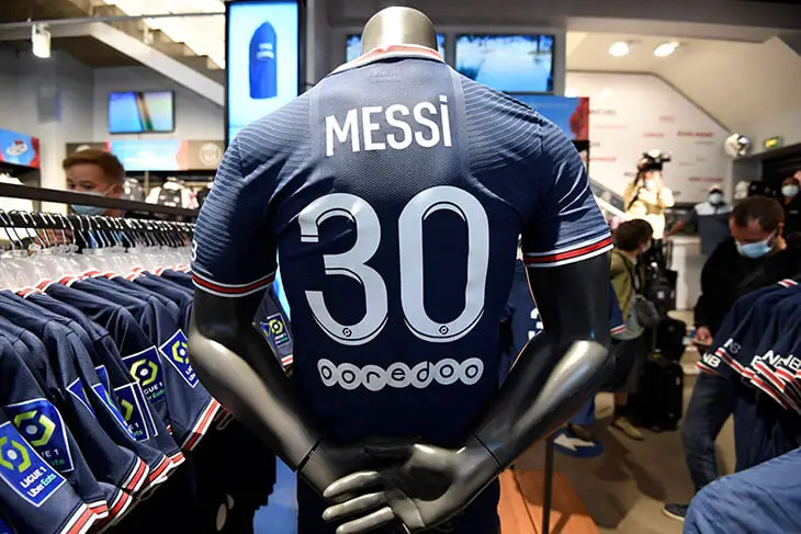 «ПСЖ» не мог продать 250 000 футболок Месси за вечер и окупить половину зп Лео. Не верьте мифам