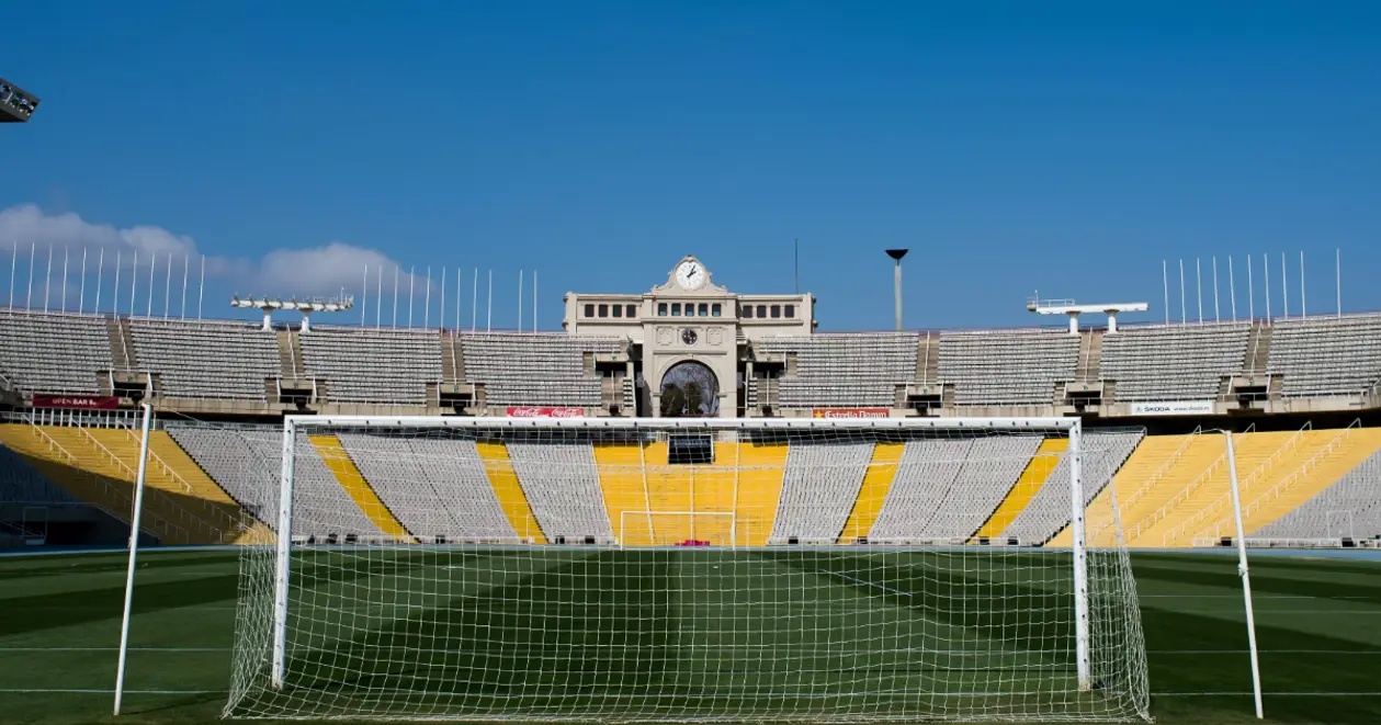 «Барса» переезжает на 100-летний стадион с беговыми дорожками. Здесь дебютировал Месси, а украинки брали «золото»