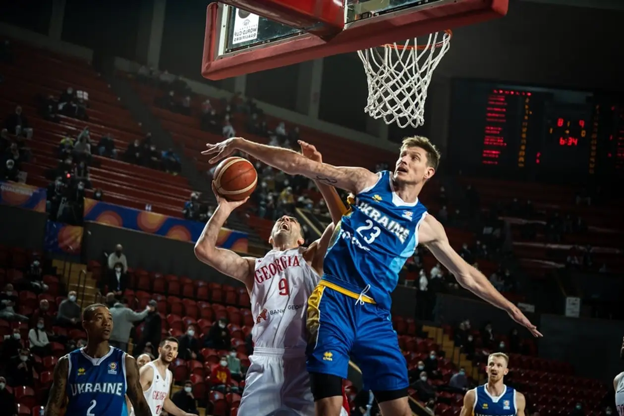 Украинские баскетболисты обидно проиграли матч отбора ЧМ Грузии. Наши потери в четвертой четверти – боль