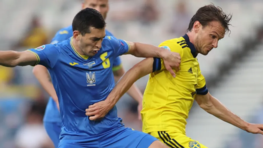 Украина сыграла в простой футбол против Швеции: 5-3-2, выход через длину и очень много характера