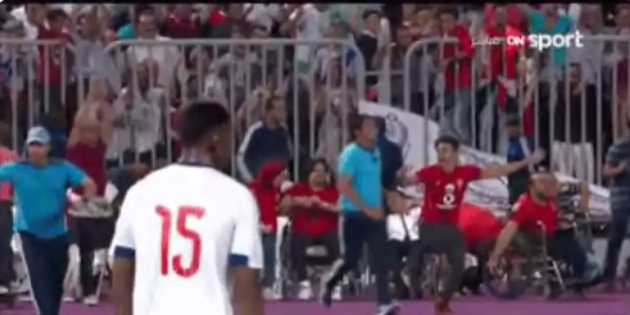 Чумовая реакция одноногого парня на выход сборной Египта на ЧМ-2018